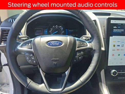 Certified 2023 Ford Edge SEL w/ Convenience Package AWD/4WD image 17