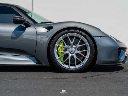 Used 2015 Porsche 918 Spyder AWD/4WD image 8