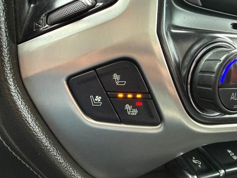 Used 2018 GMC Sierra 1500 SLT image 47