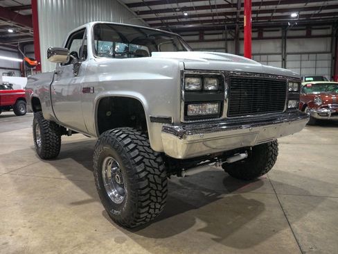 Used 1987 GMC Sierra 1500 R1500 2dr Standard Cab SB image 12