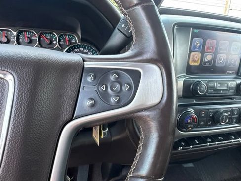 Used 2017 GMC Sierra 1500 SLT w/ SLT Premium Package AWD/4WD image 18