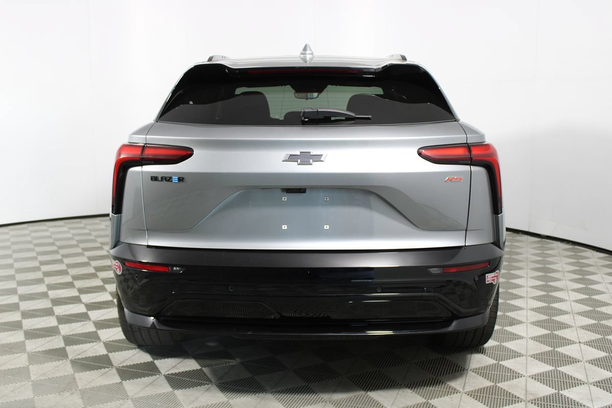 Used 2024 Chevrolet Blazer EV RS RWD image 36