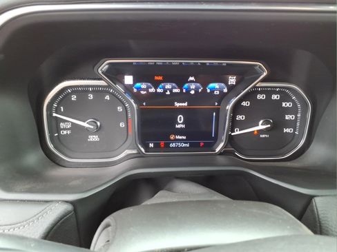 Used 2021 GMC Yukon XL Denali AWD/4WD image 19