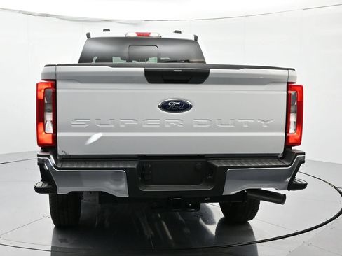 New 2026 Ford F250 XL w/ XL Chrome Package AWD/4WD image 6