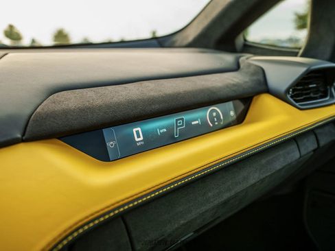 Used 2026 Lamborghini Temerario AWD/4WD image 41