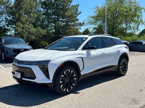 Used 2024 Chevrolet Blazer EV RS AWD/4WD image 1