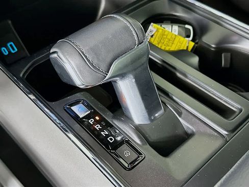 Certified 2023 Ford F150 Lightning XLT image 19