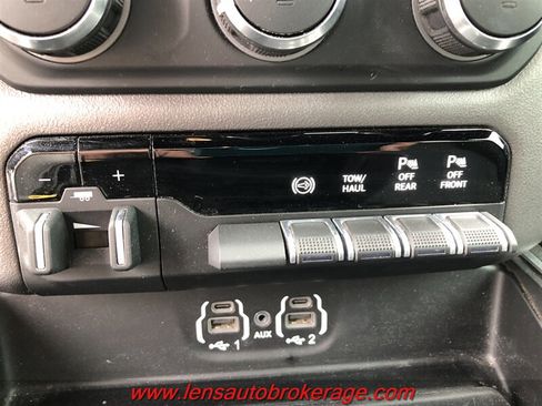 Used 2022 RAM 3500 Big Horn w/ Level A Equipment Group AWD/4WD image 14