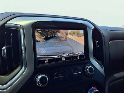 Used 2021 GMC Sierra 1500 SLT AWD/4WD image 11