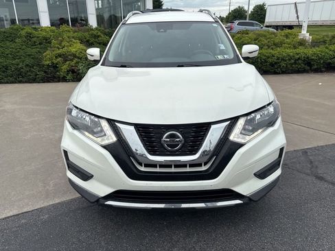 Used 2020 Nissan Rogue SV AWD/4WD image 3