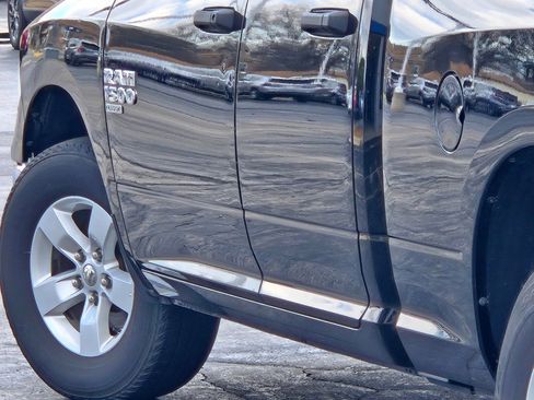 Used 2024 RAM 1500 Classic SLT AWD/4WD image 16
