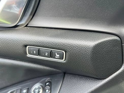 Used 2021 Honda Accord EX-L image 11