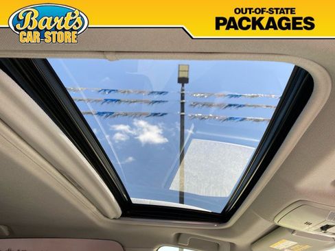 Used 2017 Toyota RAV4 Limited w/ Protection Package AWD/4WD image 17