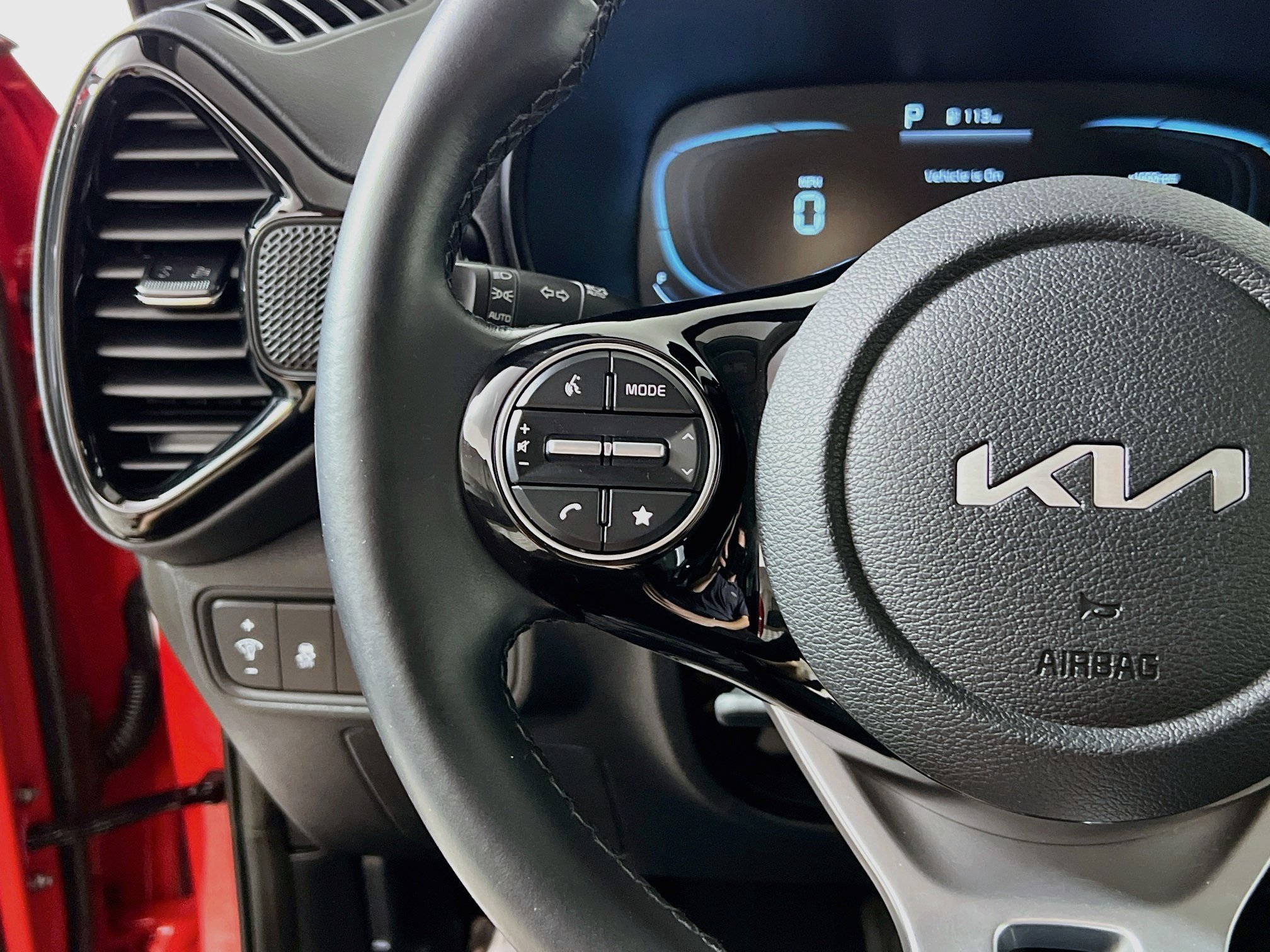 Used 2025 Kia Soul EX FWD image 19