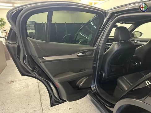 Used 2019 Alfa Romeo Stelvio Ti Sport w/ Quick Order Package 22S Sport AWD/4WD image 19