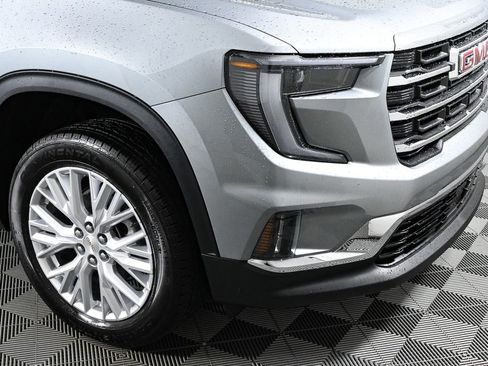 New 2025 GMC Acadia Elevation w/ Elevation Premium Package image 38