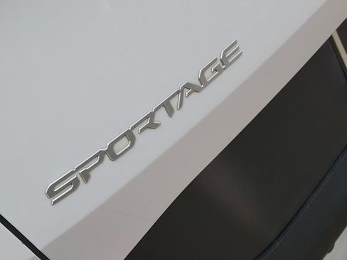Used 2023 Kia Sportage EX FWD image 17