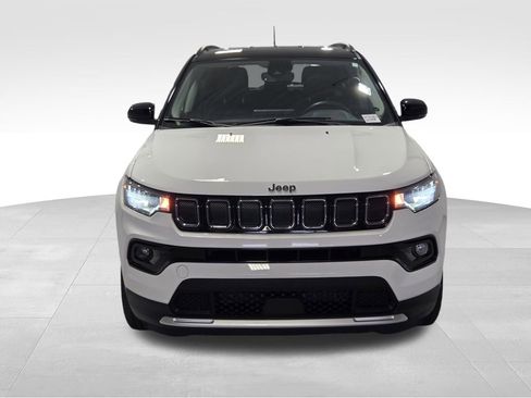 Certified 2022 Jeep Compass Limited image 15