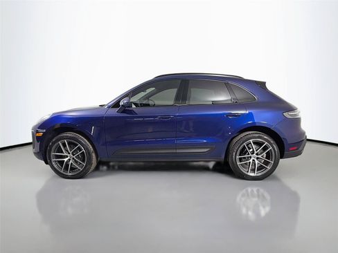 Certified 2026 Porsche Macan AWD/4WD image 2
