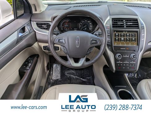 Used 2018 Lincoln MKC Premiere FWD image 14