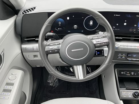 Certified 2025 Hyundai Kona Limited image 12