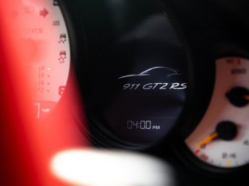 Used 2018 Porsche 911 GT2 RS RWD image 31