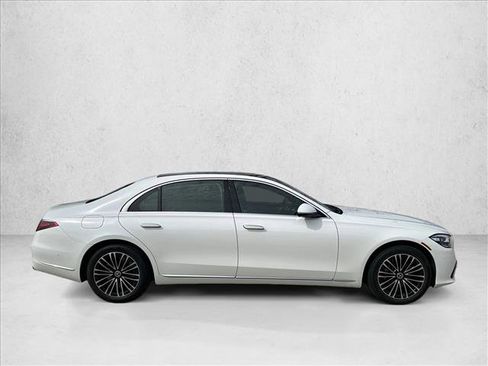 Used 2024 Mercedes-Benz S 580 4MATIC Sedan image 4