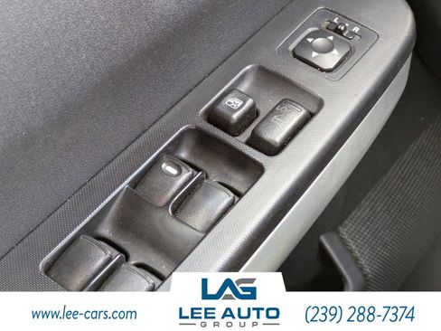 Used 2004 Mitsubishi Endeavor LS image 16