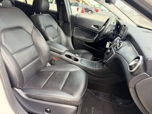 Used 2015 Mercedes-Benz GLA 250 w/ Multimedia Package image 19