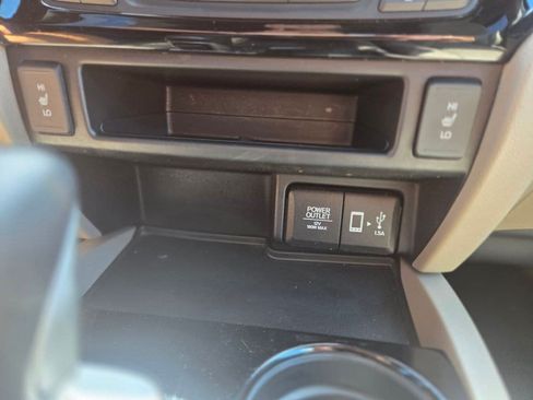 Used 2018 Honda Ridgeline RTL-E image 24