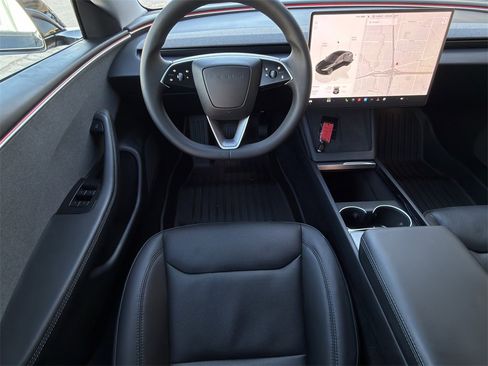Used 2025 Tesla Model 3 Long Range image 11