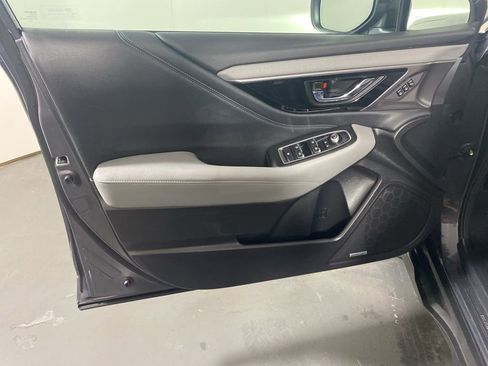 Used 2023 Subaru Outback Limited image 24