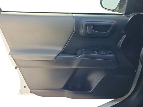 Used 2020 Toyota Tacoma SR w/ SX Package RWD image 23