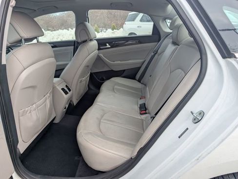 Used 2017 Hyundai Sonata Limited image 9