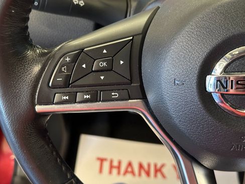 Used 2019 Nissan Rogue Sport SL image 10