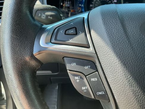 Used 2022 Ford Edge Titanium AWD/4WD image 21