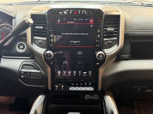 Used 2020 RAM 3500 Laramie AWD/4WD image 15