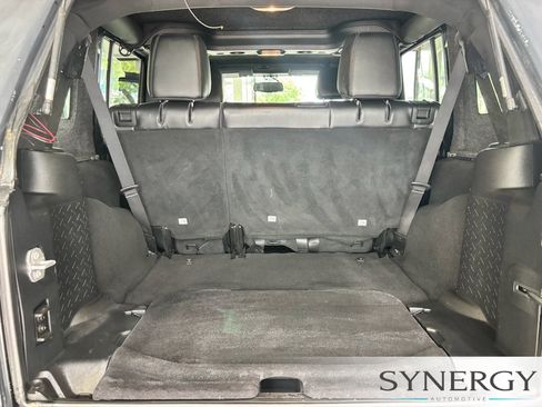 Used 2017 Jeep Wrangler Unlimited Sahara AWD/4WD image 21