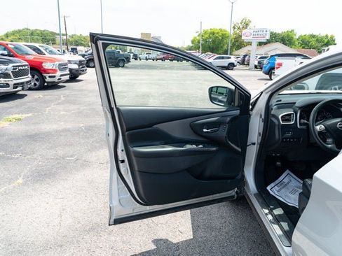 Used 2023 Nissan Murano SL w/ SL Moonroof Package FWD image 12