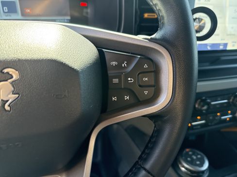 Used 2023 Ford Bronco Badlands AWD/4WD image 25