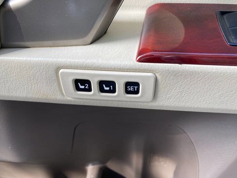 Used 2013 Lexus GX 460 Premium image 15