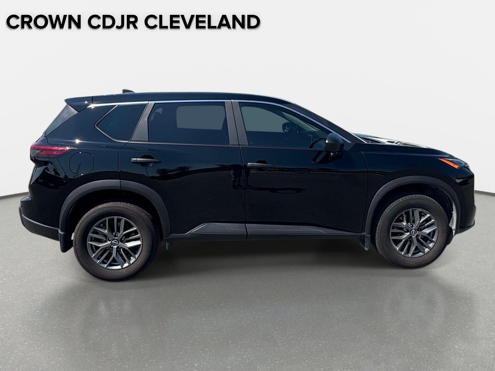Used 2026 Nissan Rogue S FWD image 39