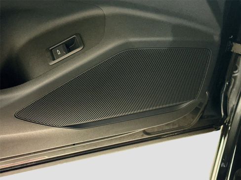 New 2027 Audi SQ6 e-tron Premium Plus AWD/4WD image 19