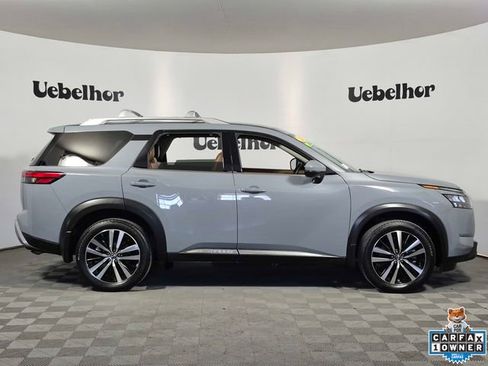 Used 2025 Nissan Pathfinder Platinum w/ Cargo Package AWD/4WD image 8