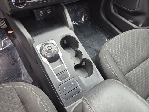 Used 2024 Ford Escape Active AWD/4WD image 25
