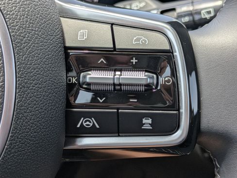 Used 2025 Kia Sorento EX w/ Panoramic Sunroof Package AWD/4WD image 23