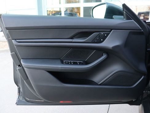 Used 2022 Porsche Taycan 4 Cross Turismo image 48