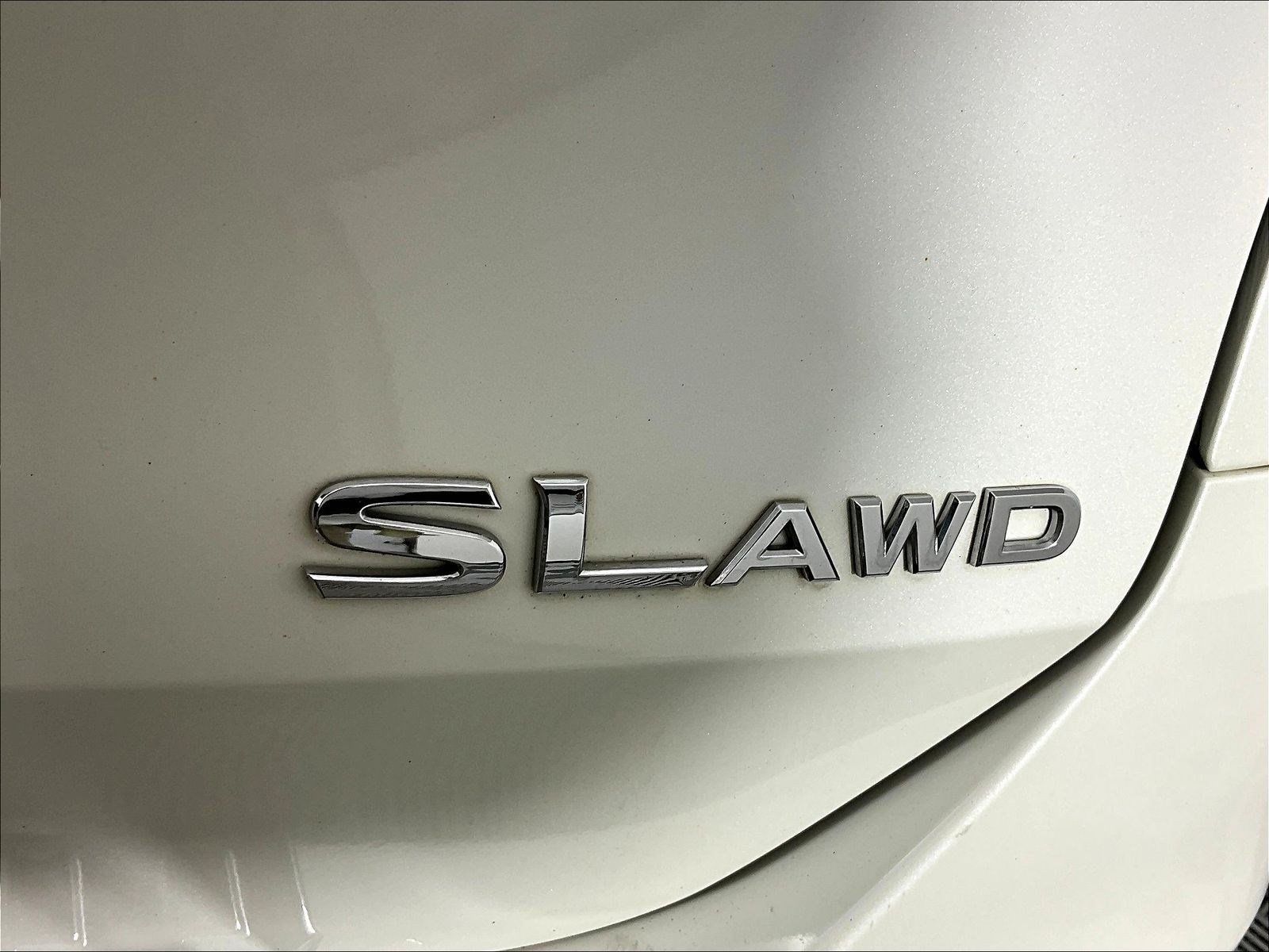 Used 2016 Nissan Rogue SL w/ SL Premium Package AWD/4WD image 24