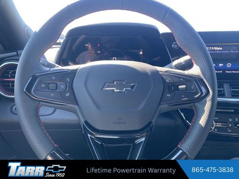 New 2026 Chevrolet Trax RS w/ Sunroof Package FWD image 11
