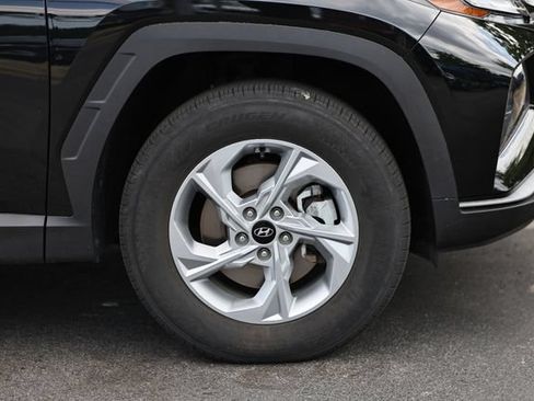Used 2023 Hyundai Tucson SE AWD/4WD image 5